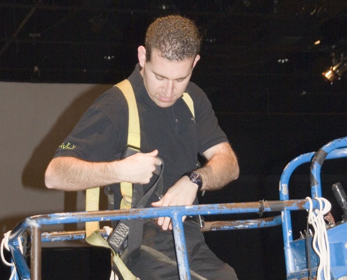 On site setup and rigging for live event production